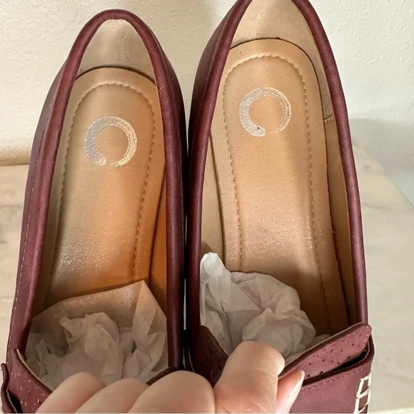 Journee Collection Whitney Menswear Inspired Slip On Red Loafer Size 10 - Picture 6 of 8